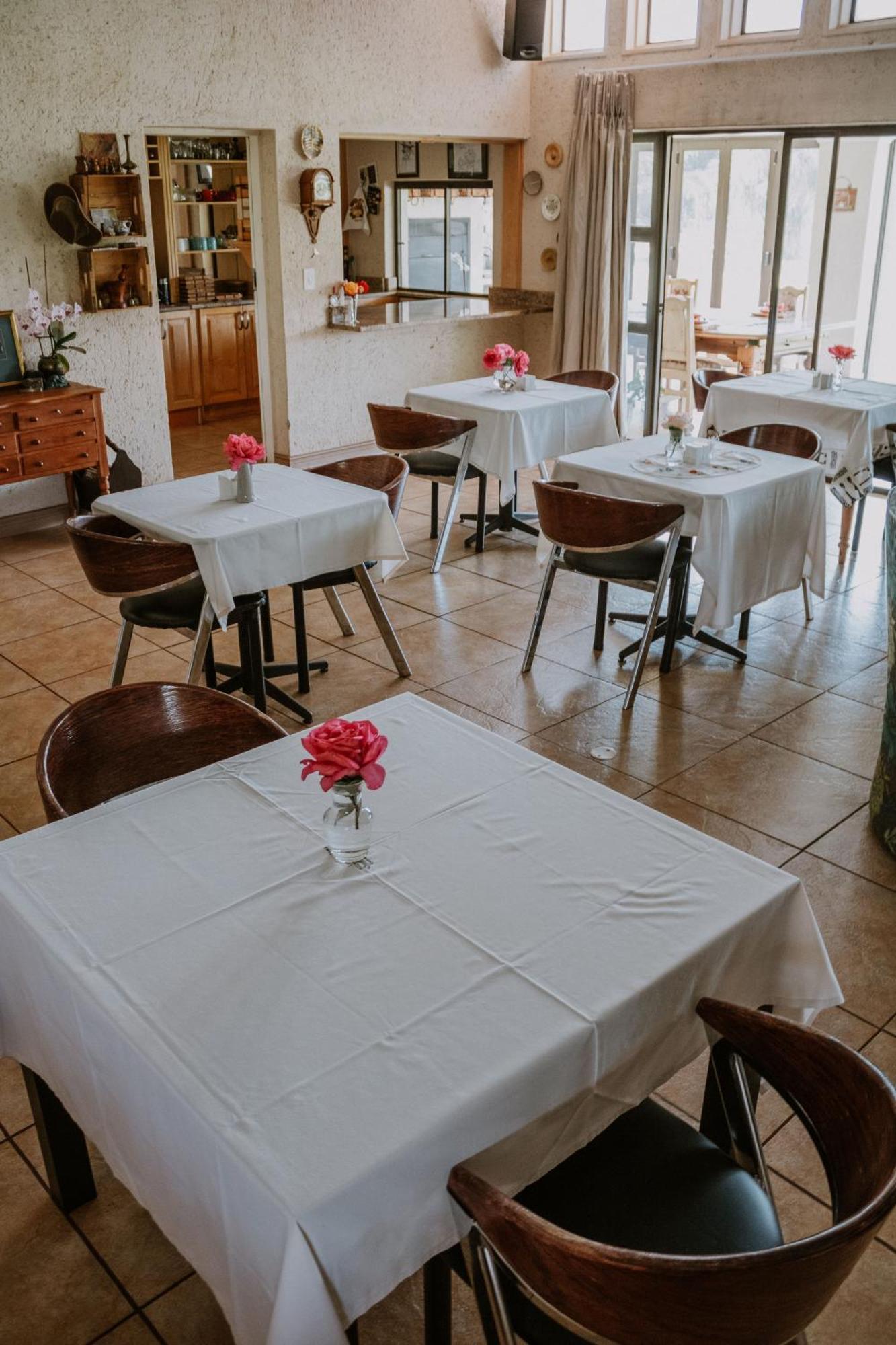 White Linen Guesthouse Tierpoort Екстериор снимка