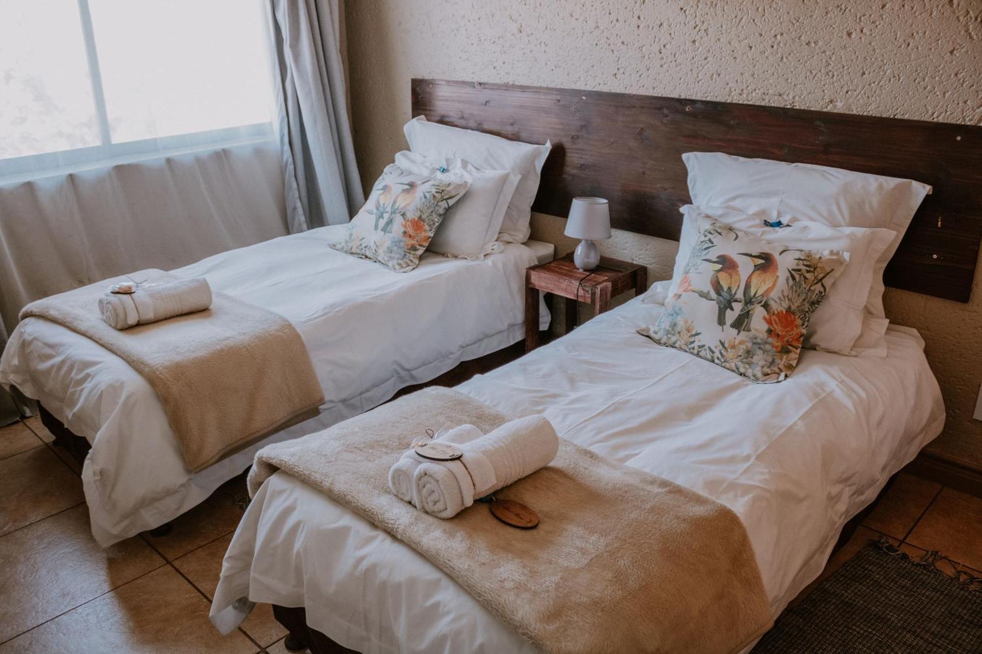 White Linen Guesthouse Tierpoort Екстериор снимка