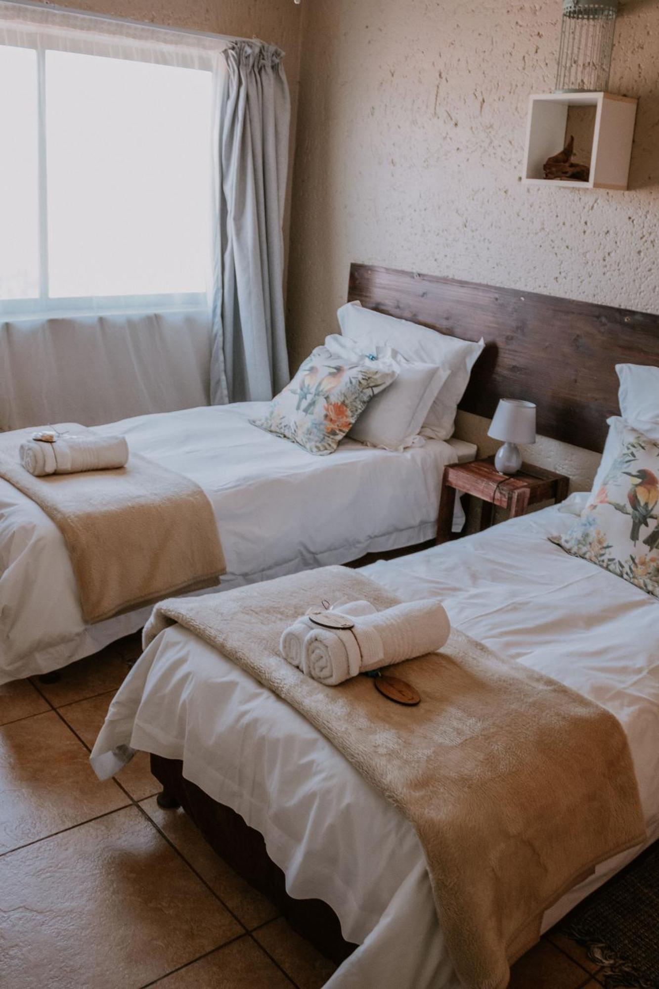White Linen Guesthouse Tierpoort Екстериор снимка